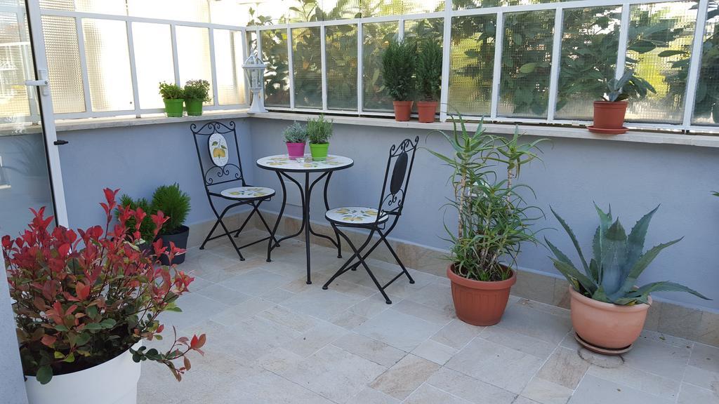רומא Luce Di Luna Luxury Suites מראה חיצוני תמונה